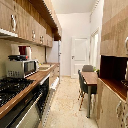 Central Adress Cd22 Букурещ Екстериор снимка